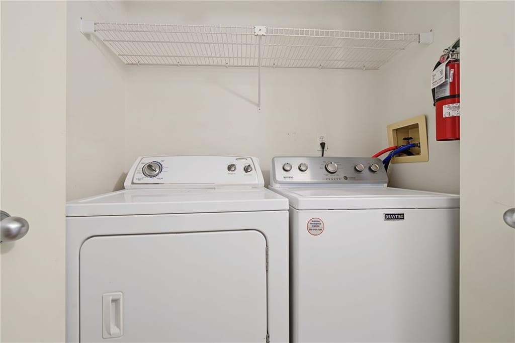 650 East Greenwich Avenue UNIT 7-207 photo 29