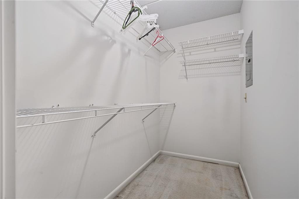 650 East Greenwich Avenue UNIT 7-207 photo 21