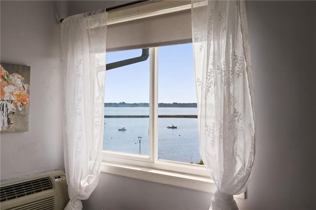 Condominium at 400 Narragansett Parkway UNIT SC10, Warwick, photo 2 of 48