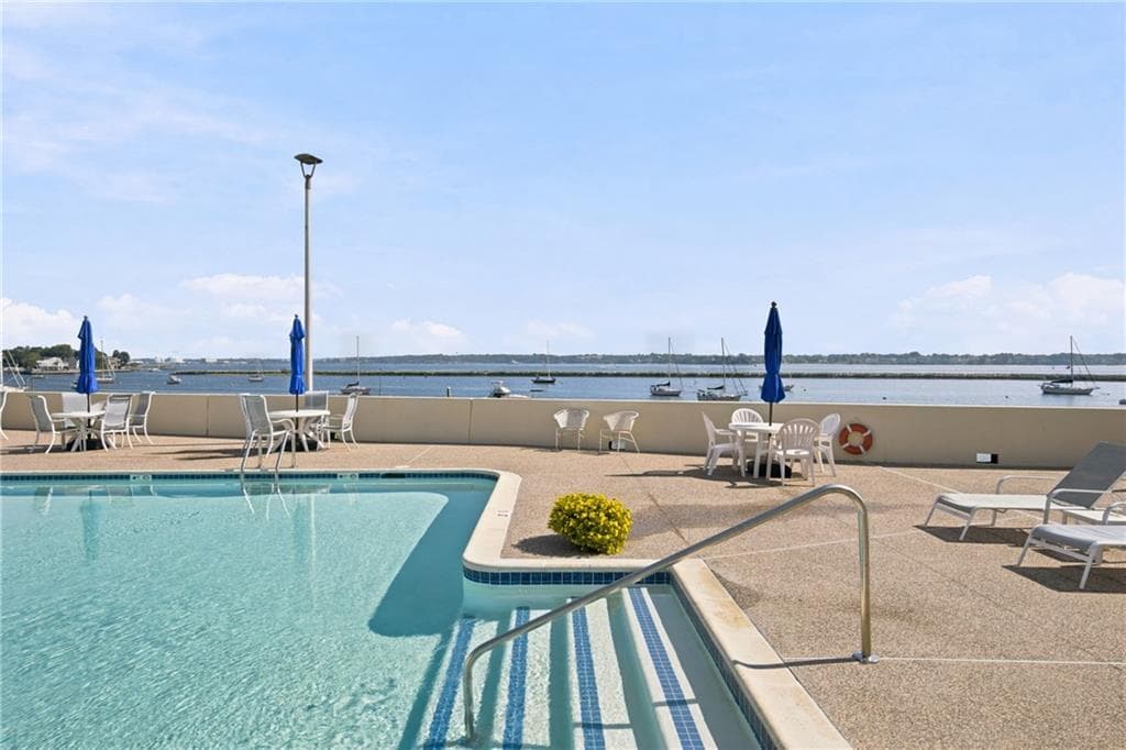 Condominium at 400 Narragansett Parkway UNIT SC10, Warwick, photo 37 of 48