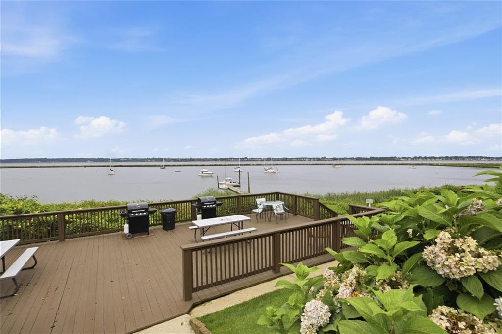 Condominium at 400 Narragansett Parkway UNIT SC10, Warwick, photo 29 of 48
