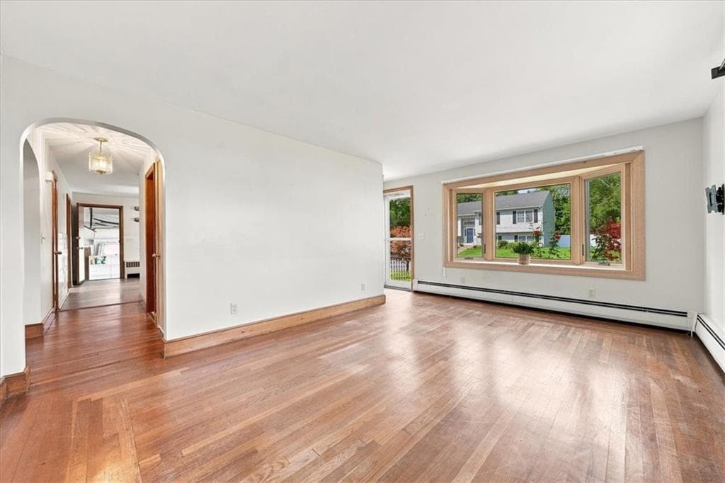 Single Family Residence at 156 Pawtuxet Terrace, West Warwick, photo 9 of 50