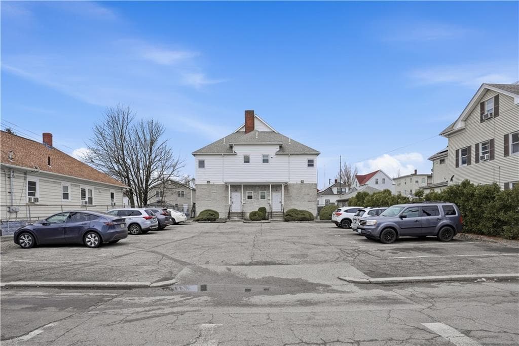 122 126 Lowell Avenue photo 5