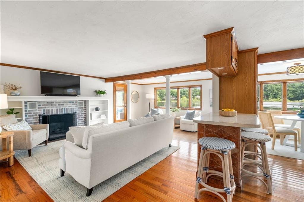 Single Family Residence at 32 Treasure Island, Plainville, photo 17 of 50
