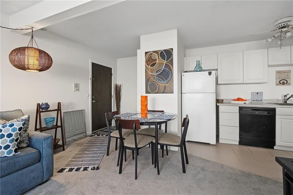 132 Hoffman Avenue UNIT 207 photo 9