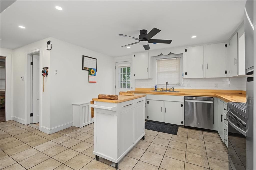 1349 West Shore Road photo 4