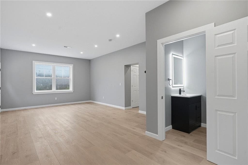 8 Fairgreen Drive photo 22