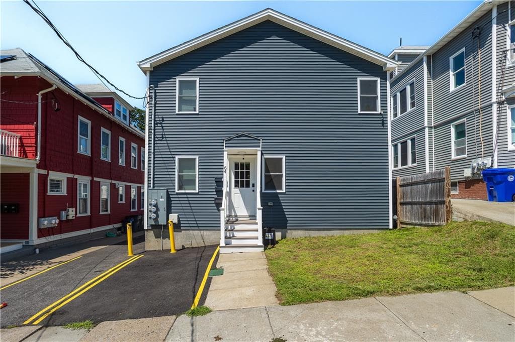 64 Duncan Avenue photo 3