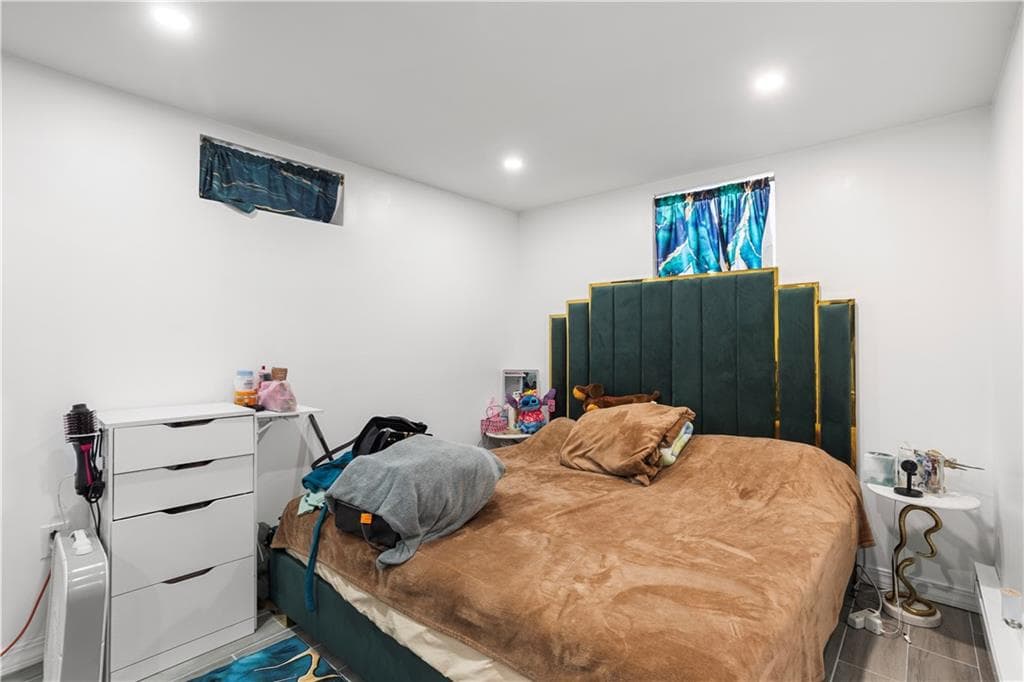 64 Duncan Avenue photo 24
