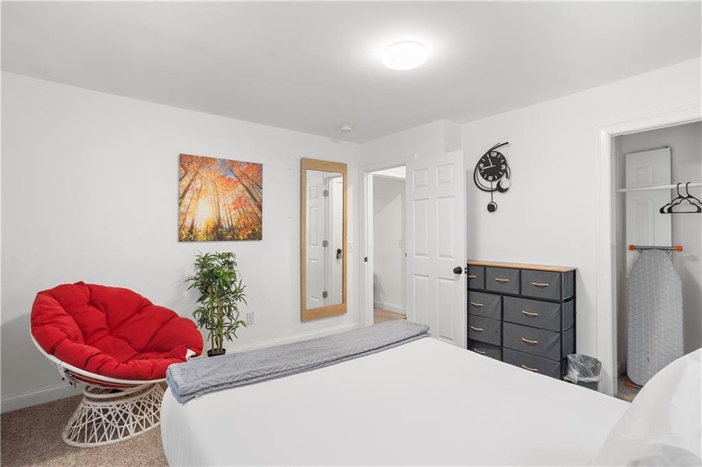 64 Duncan Avenue photo 41