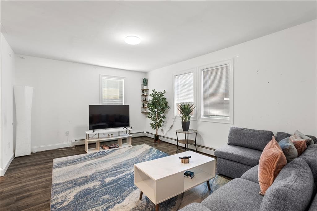 64 Duncan Avenue photo 35