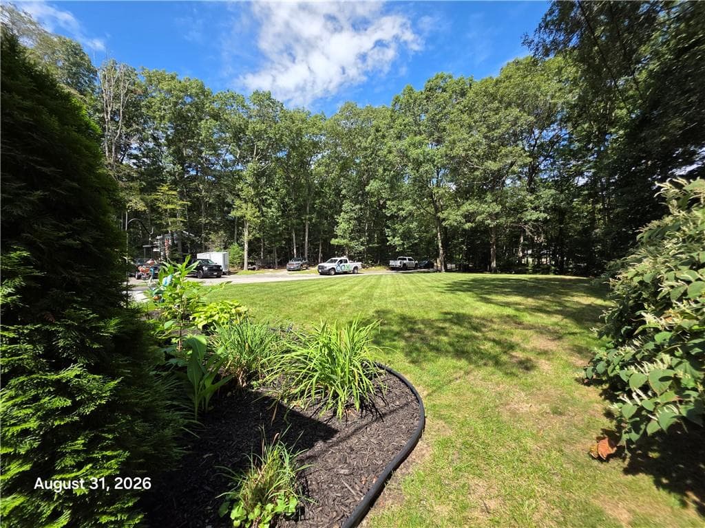 Single Family Residence at 1184 Fish Hill Road, West Greenwich, photo 3 of 28