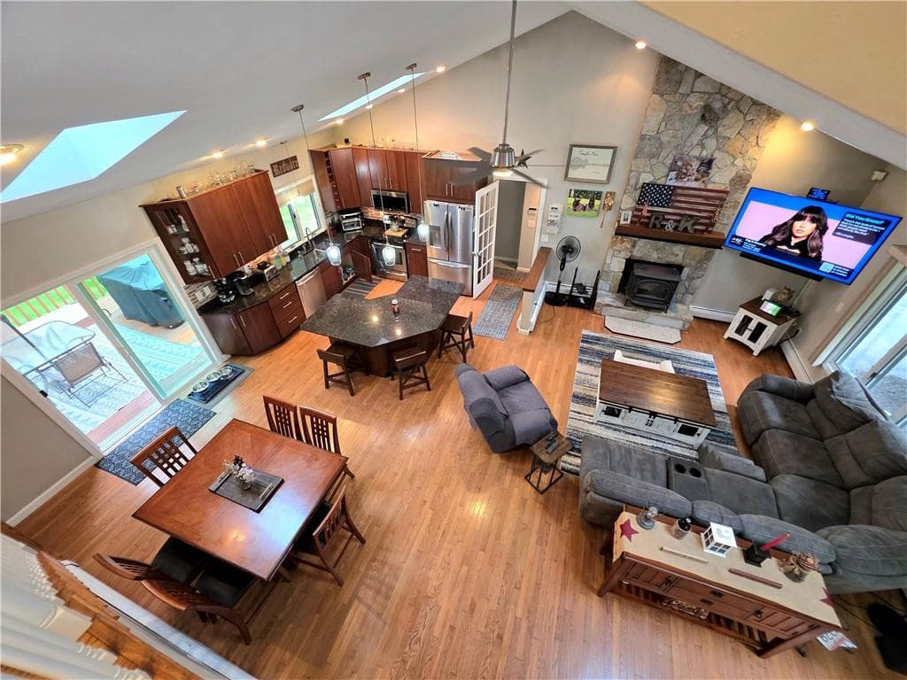 Single Family Residence at 1184 Fish Hill Road, West Greenwich, photo 21 of 28