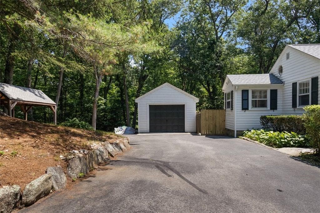 15 Williams Road photo 43