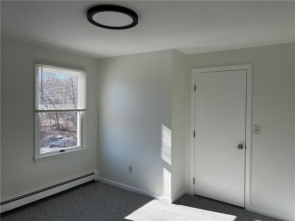 16 18 Manville Avenue photo 11