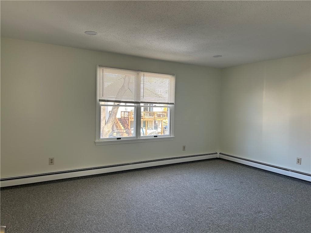 16 18 Manville Avenue photo 8