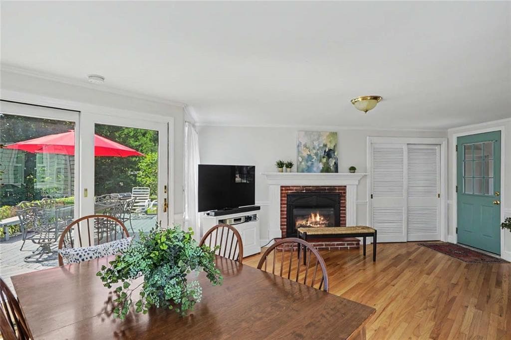 2 Woollett Court photo 23