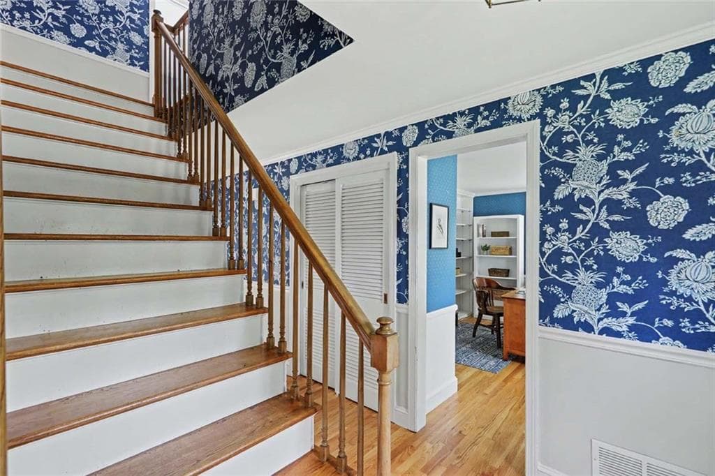 2 Woollett Court photo 28