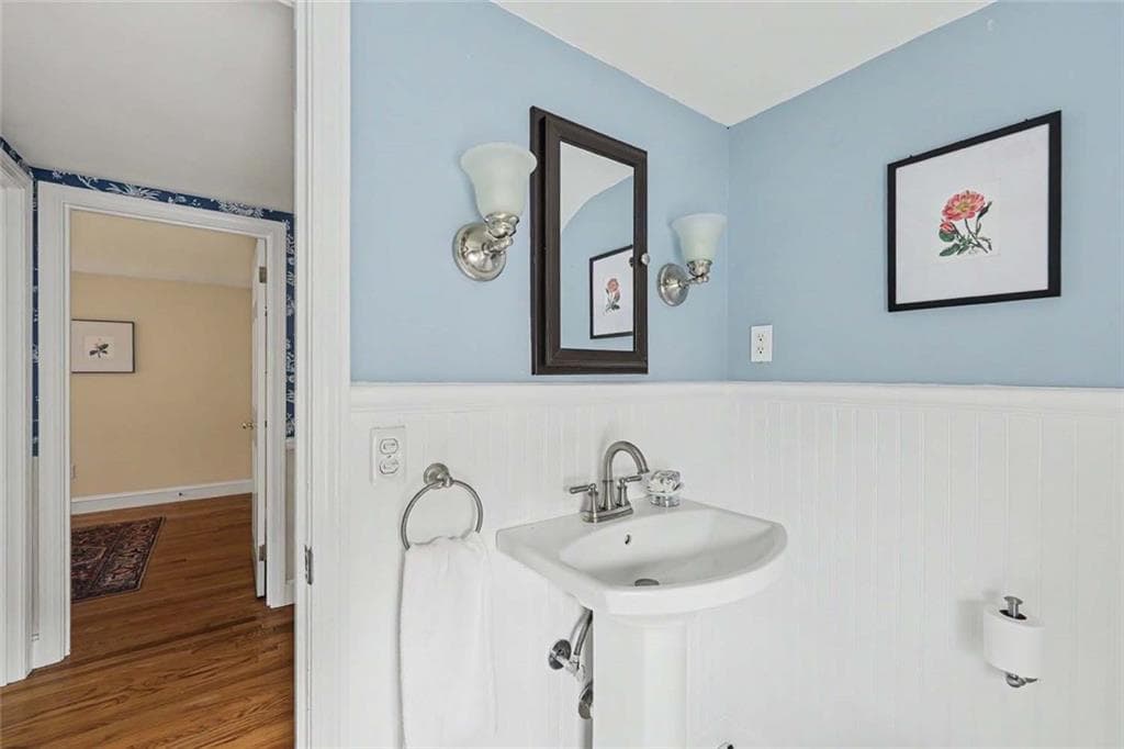 2 Woollett Court photo 37