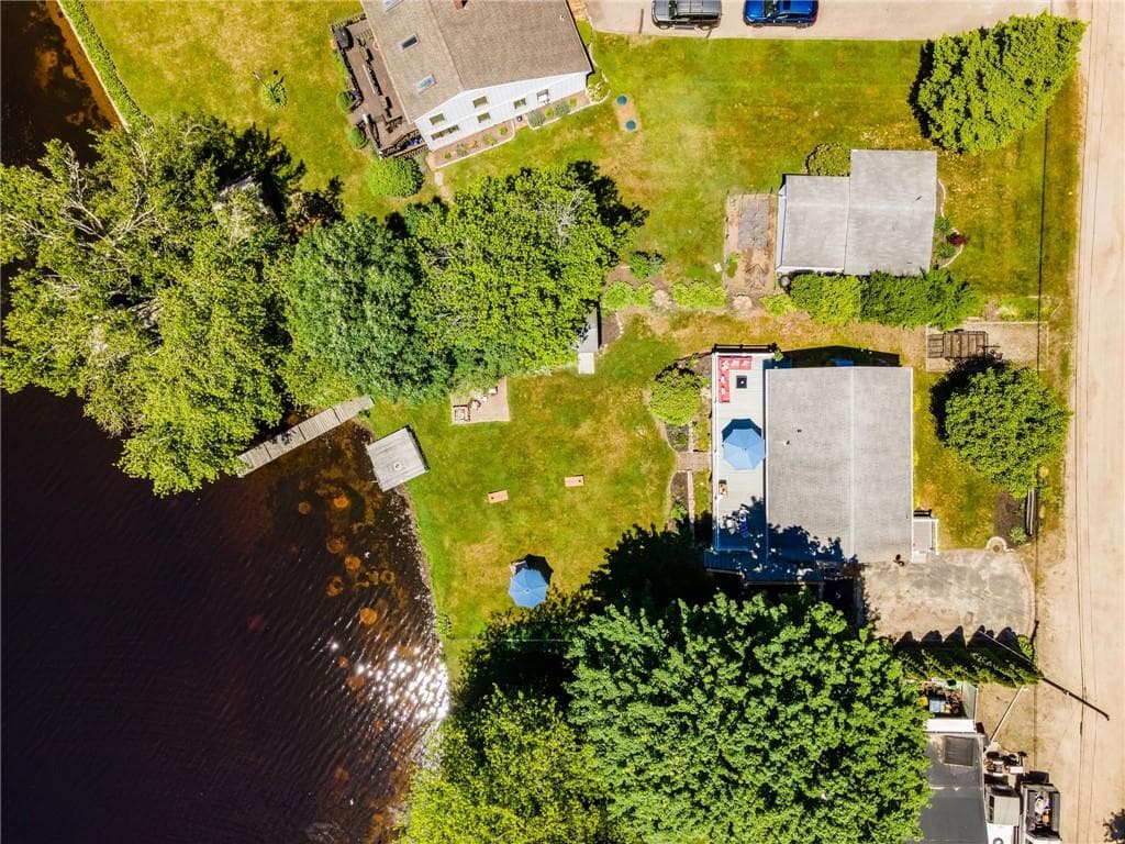 31 Sunset Drive photo 5