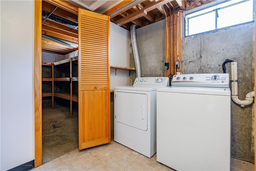45 Brookdale Boulevard photo 31