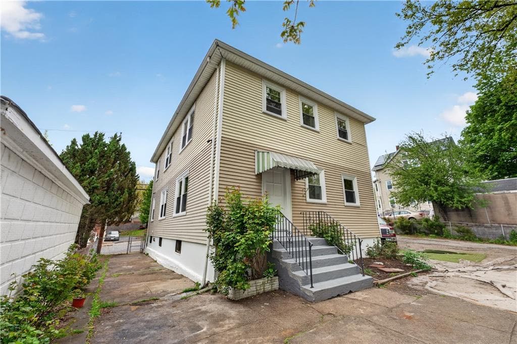 31 Bowdoin Street photo 34