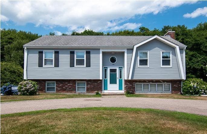 101 Sakonnet Boulevard