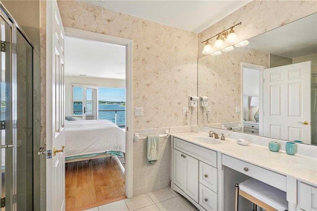 149 Nanaquaket Road photo 45