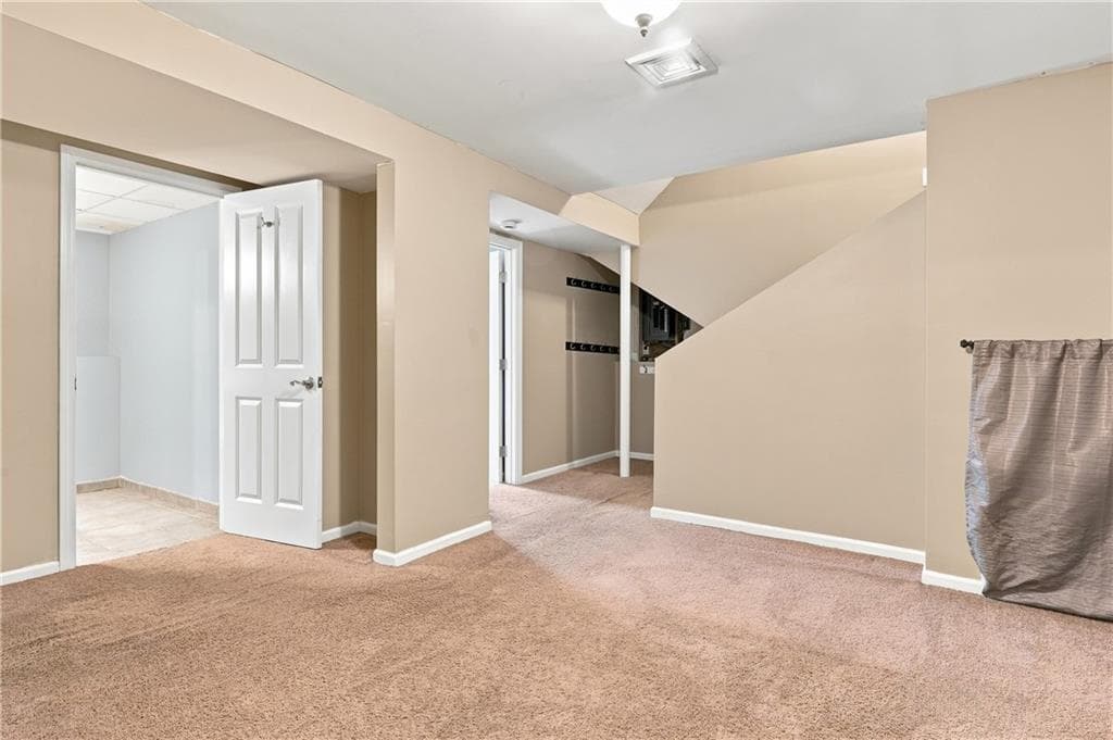 105 Branch Avenue photo 19