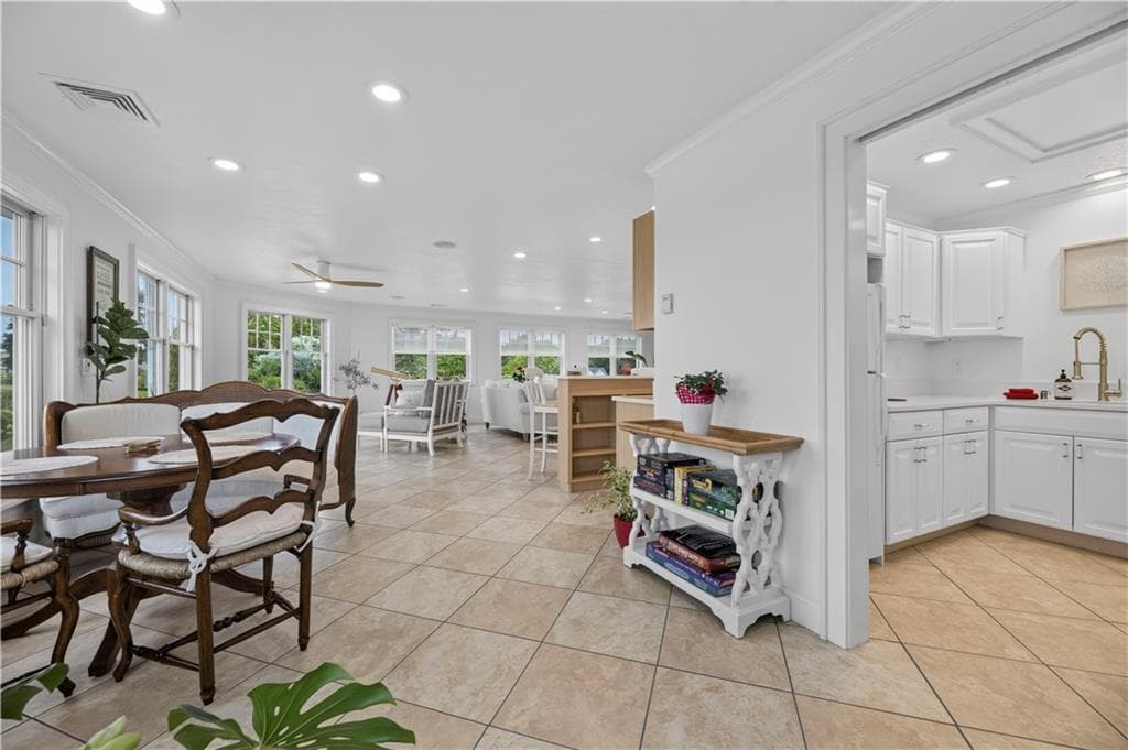 19 Moonlight Drive photo 28