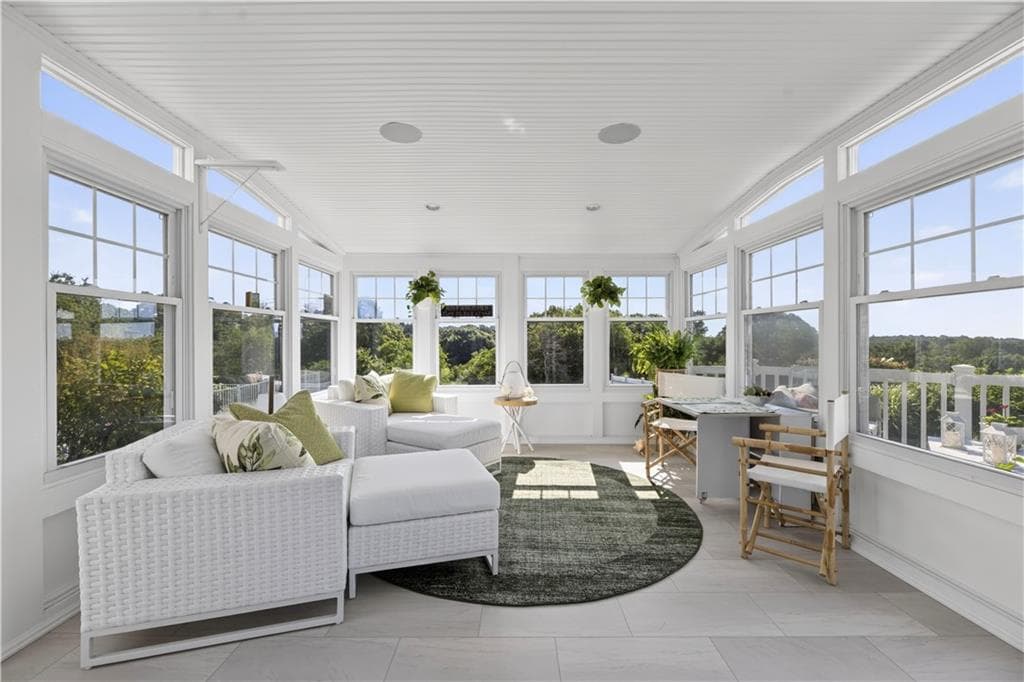 19 Moonlight Drive photo 15