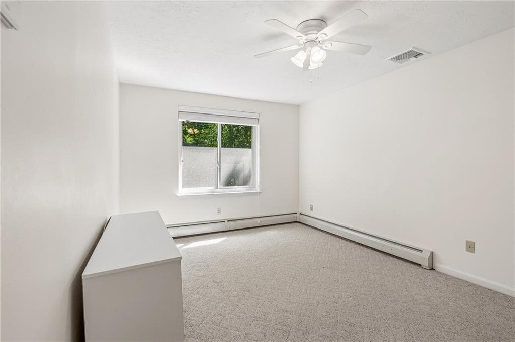 8 Cinnamon Lane photo 18