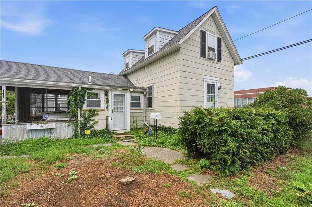 96 Silver Spring Avenue