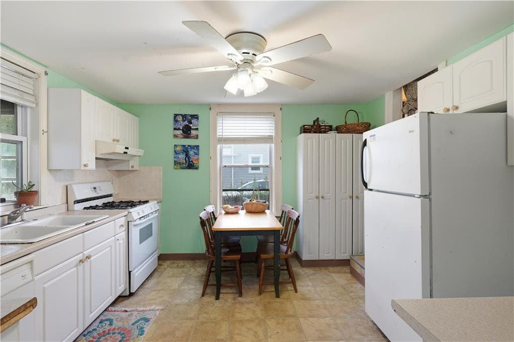 96 Silver Spring Avenue photo 4