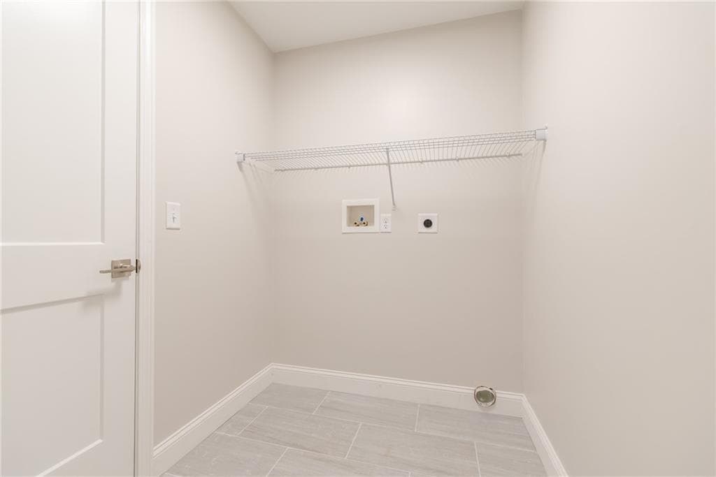 20 Eva Lane photo 10