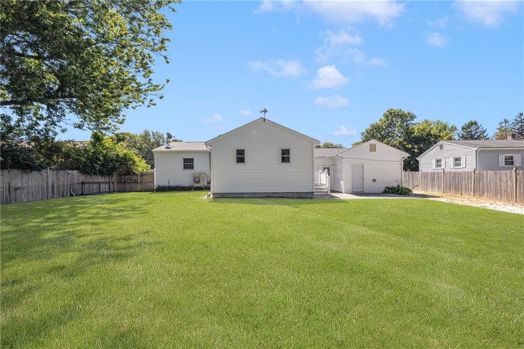 Single Family Residence at 7 Namquid Drive, Middletown, photo 42 of 50
