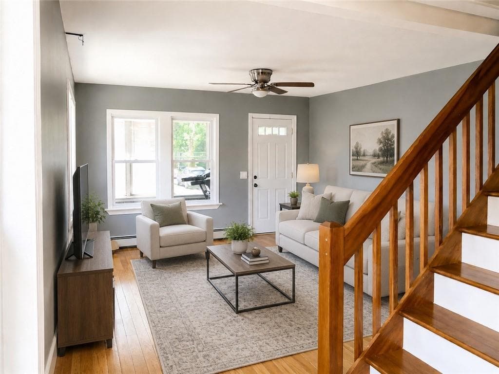 Single Family Residence at 19 Dryden Boulevard, Warwick, photo 3 of 20