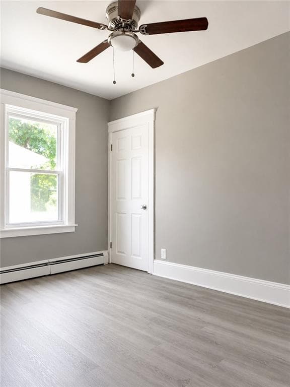 Single Family Residence at 19 Dryden Boulevard, Warwick, photo 10 of 20