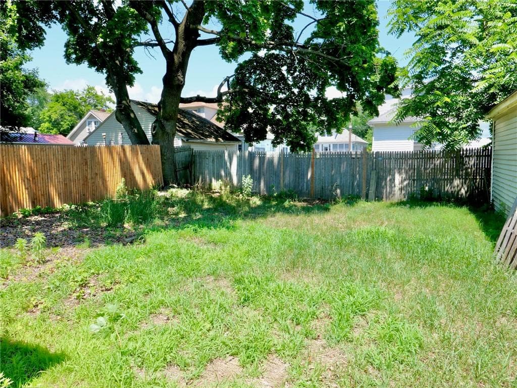 Single Family Residence at 19 Dryden Boulevard, Warwick, photo 19 of 20