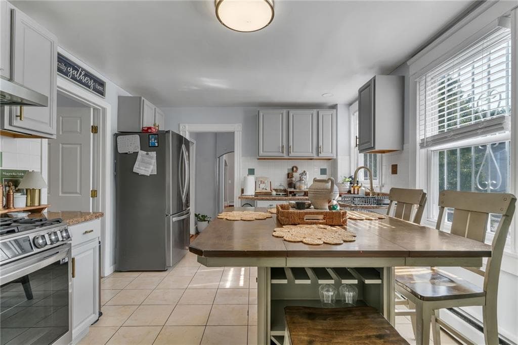 98 Wadsworth Street photo 2
