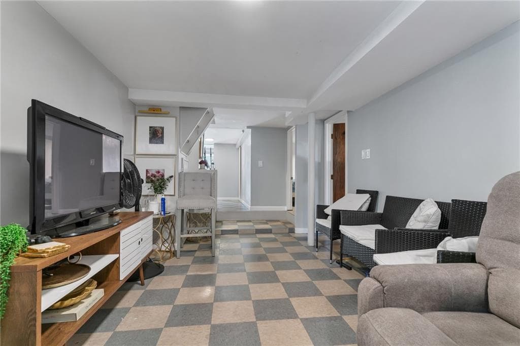 98 Wadsworth Street photo 30