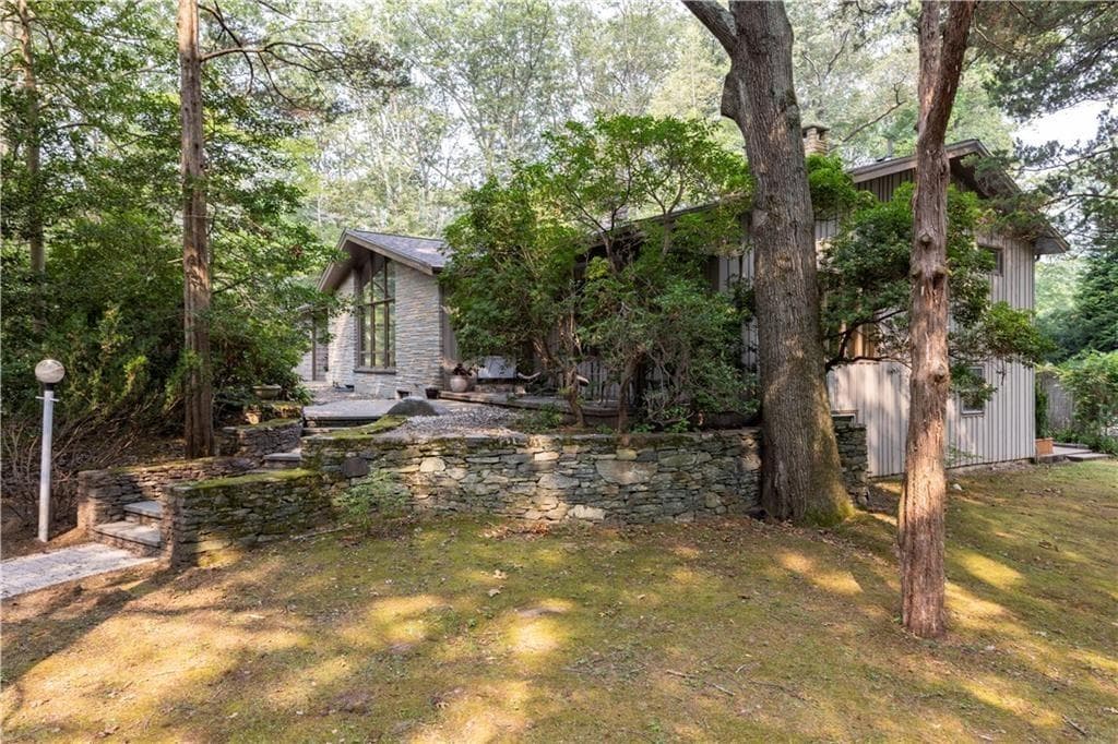 165 Kent Drive