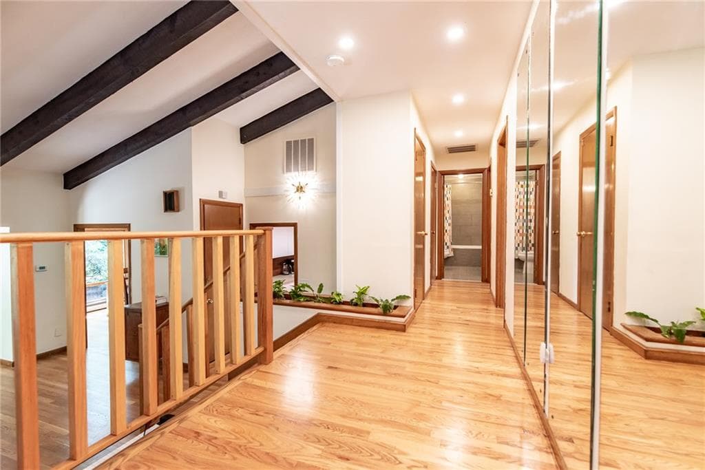 165 Kent Drive photo 24