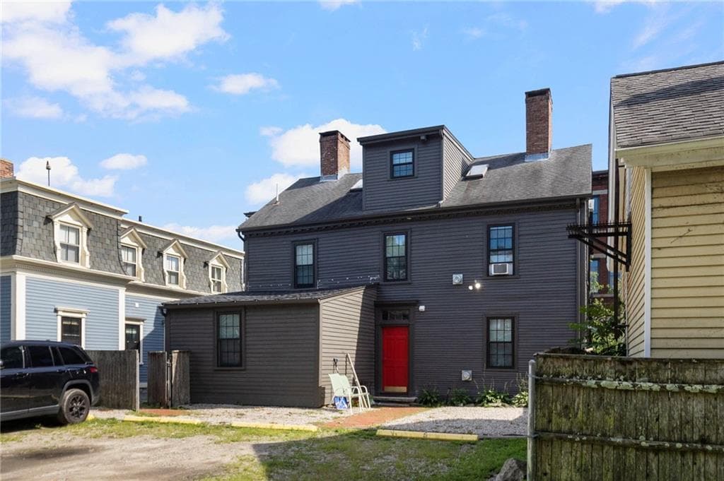 74 John Street photo 2