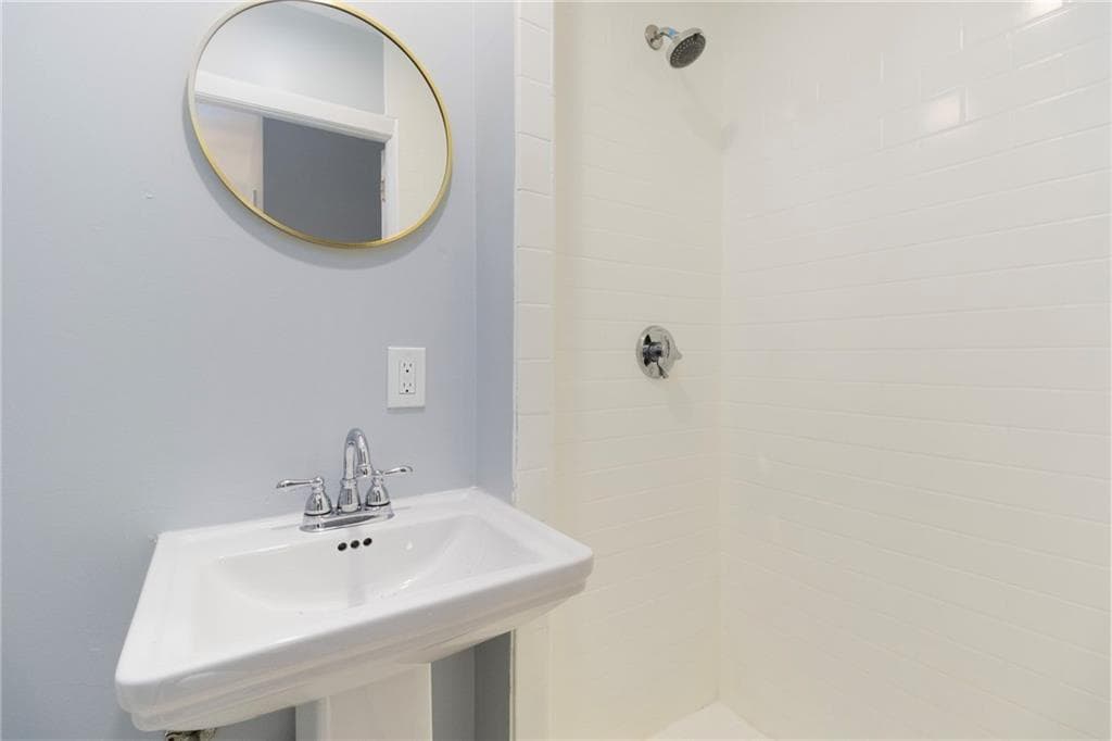 74 John Street photo 12