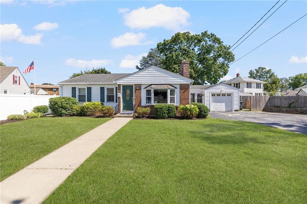 Single Family Residence at 7 Woodbine Street, East Providence, photo 3 of 49