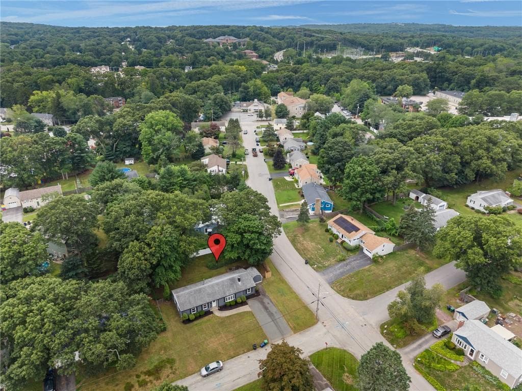 140 Tanner Avenue photo 33