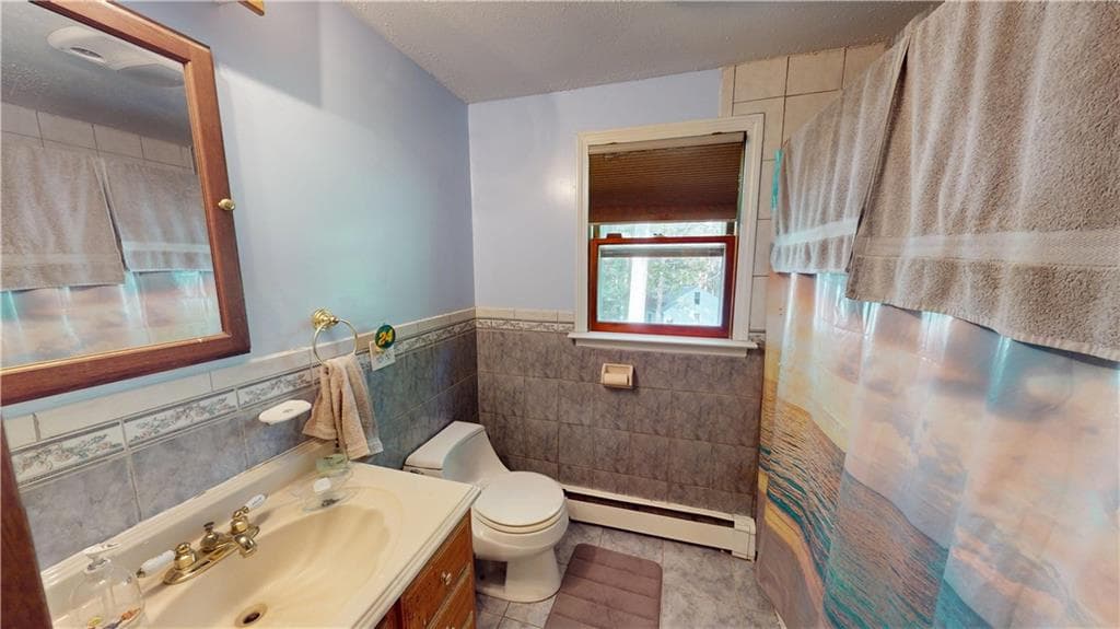 34 Angell Road photo 16