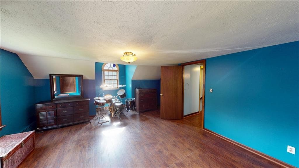 34 Angell Road photo 28