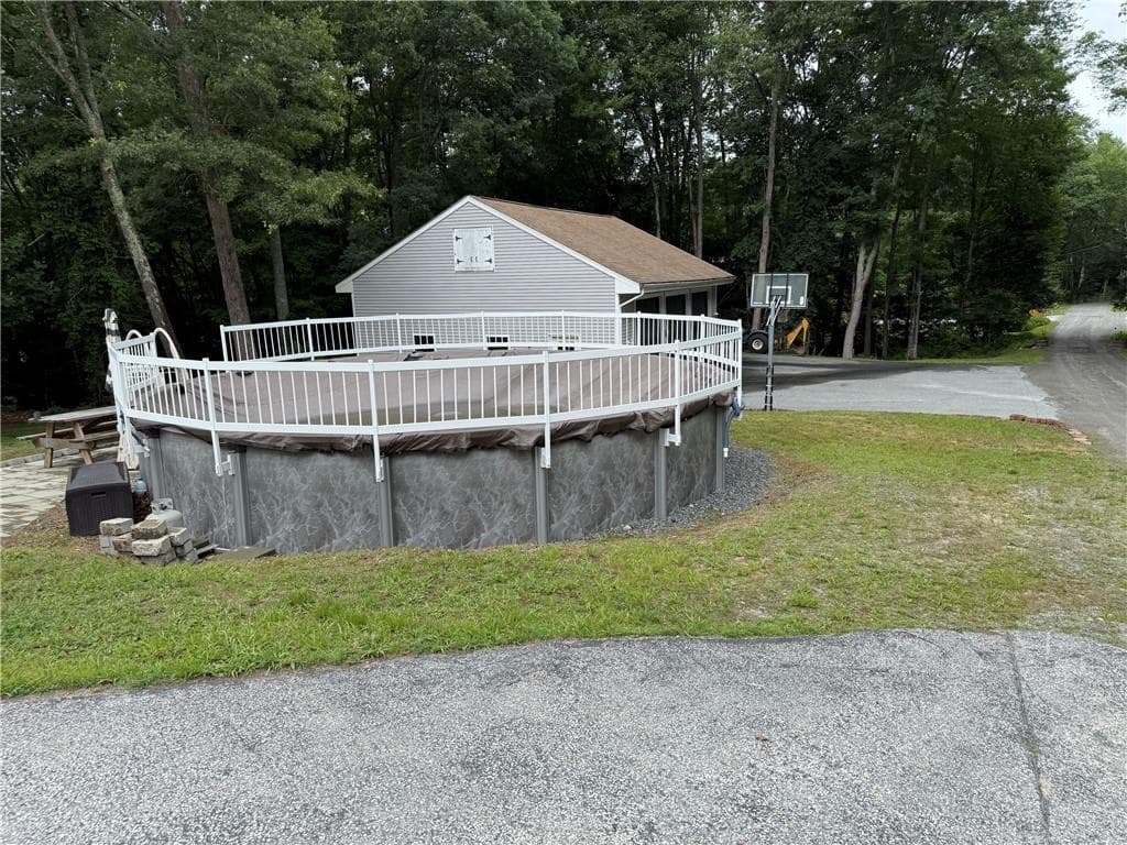 34 Angell Road photo 31
